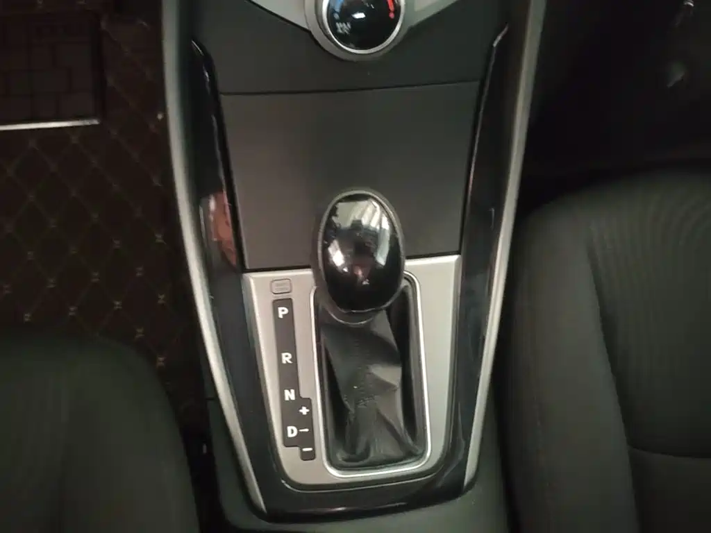 Hyundai Elantra Langdong — миниатюра 14