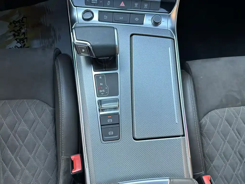 Audi A7L — миниатюра 14