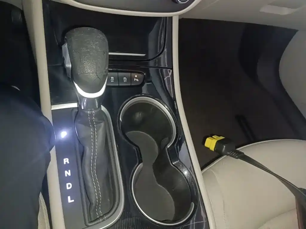 Buick Verano — миниатюра 14