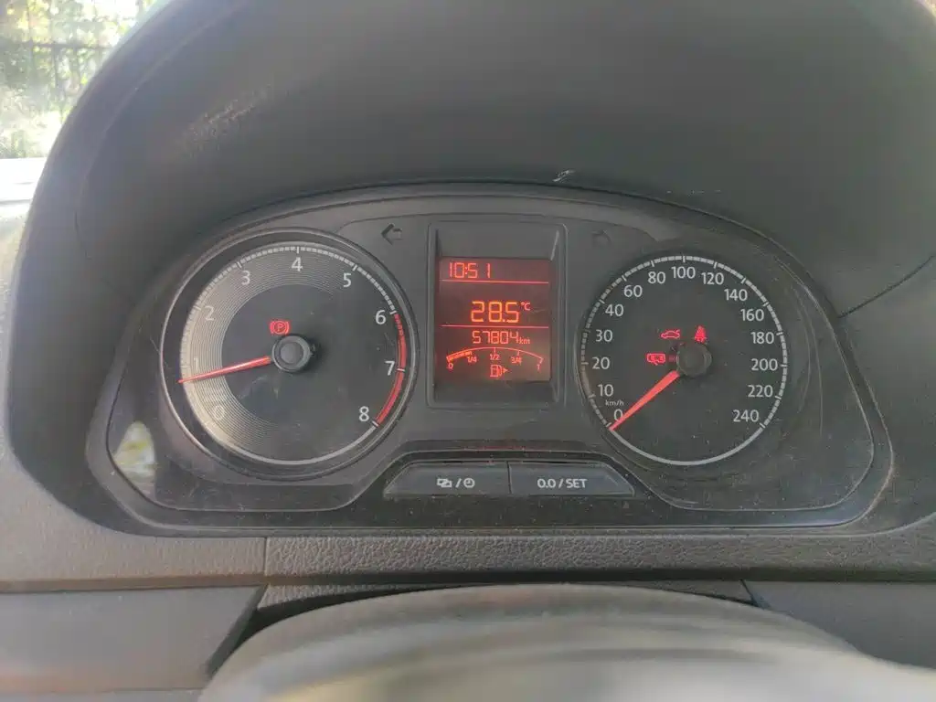 Volkswagen Jetta — миниатюра 7