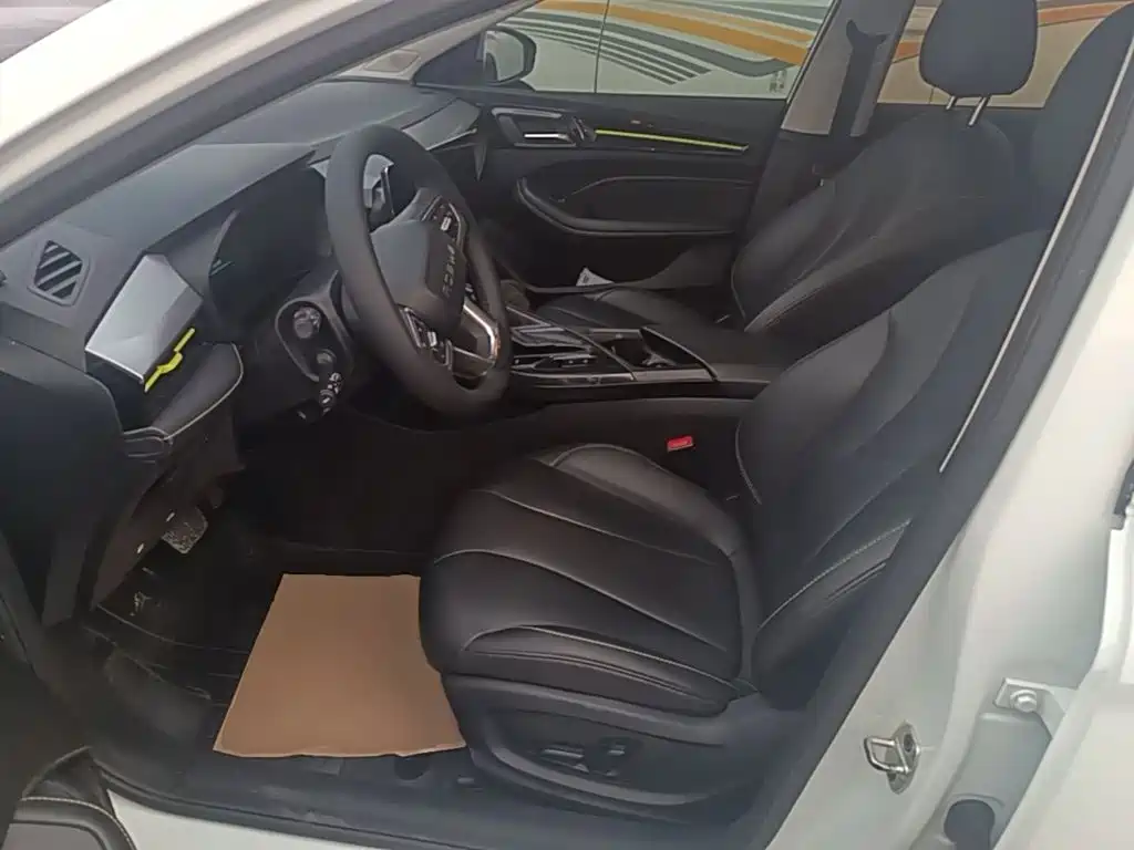 Roewe i5 — миниатюра 15