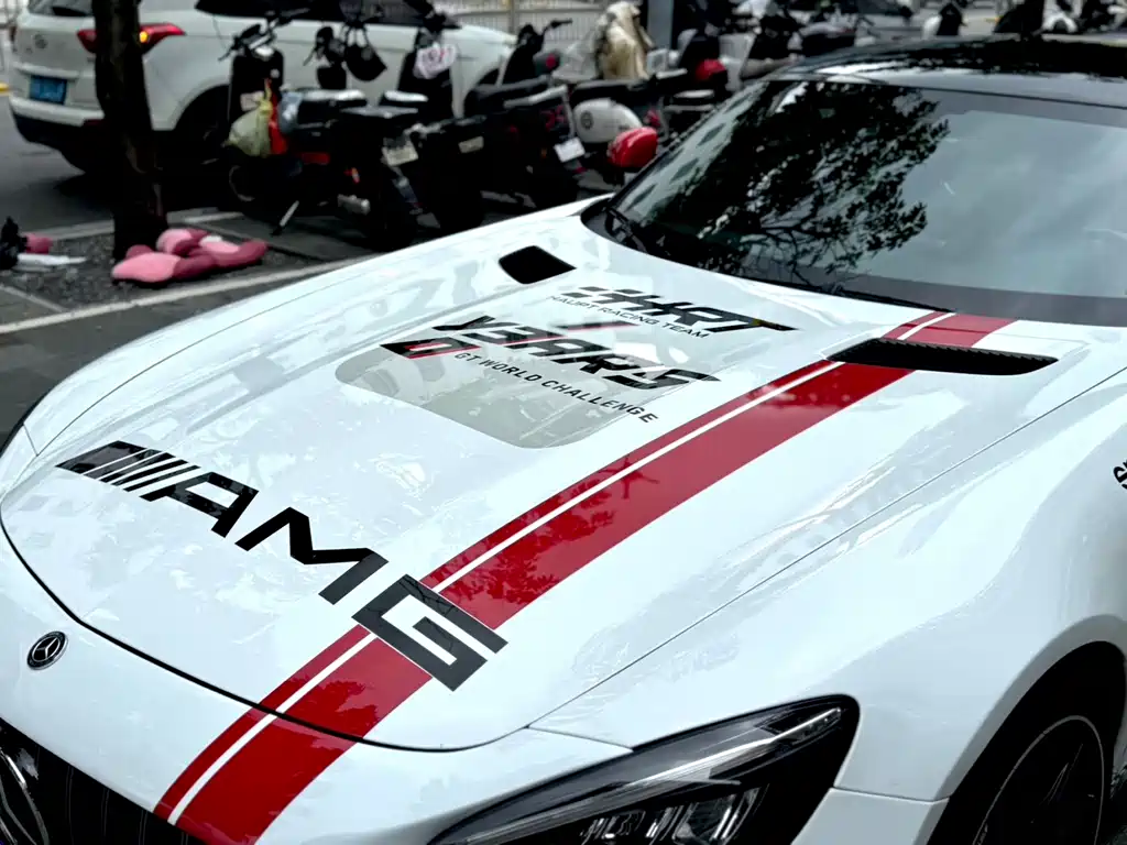 Mercedes-Benz AMG GT — миниатюра 10