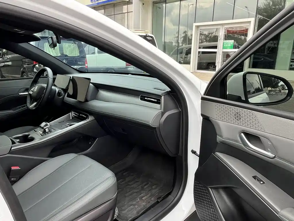BYD Qin PLUS — миниатюра 14