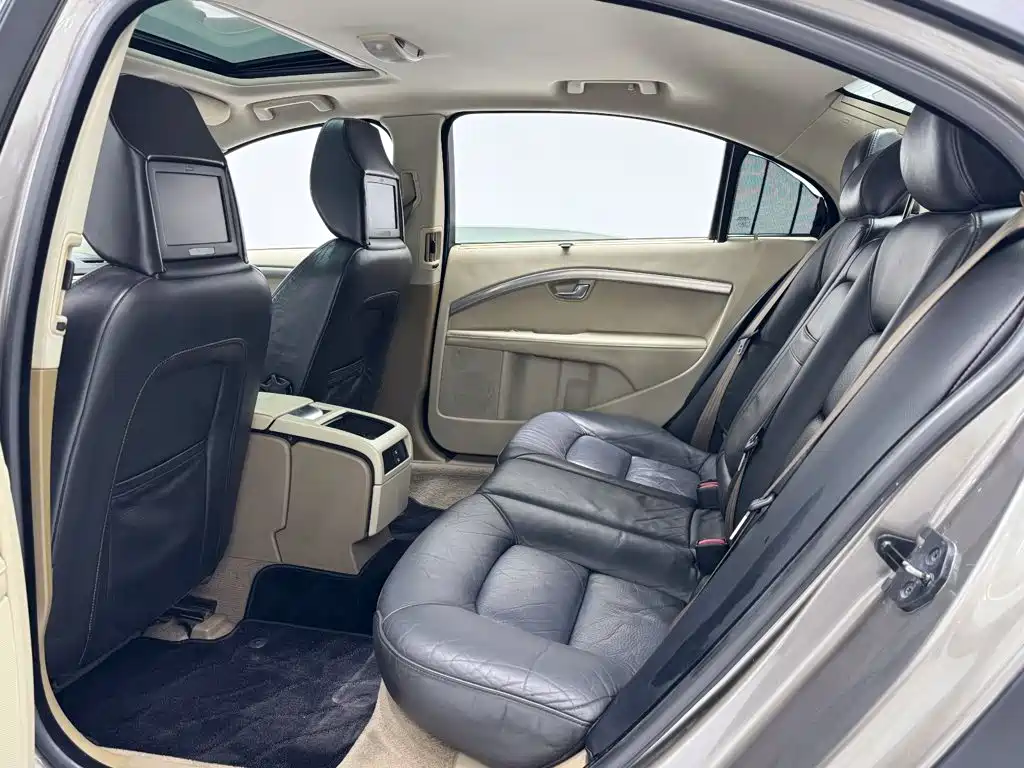 Volvo S80L — миниатюра 9