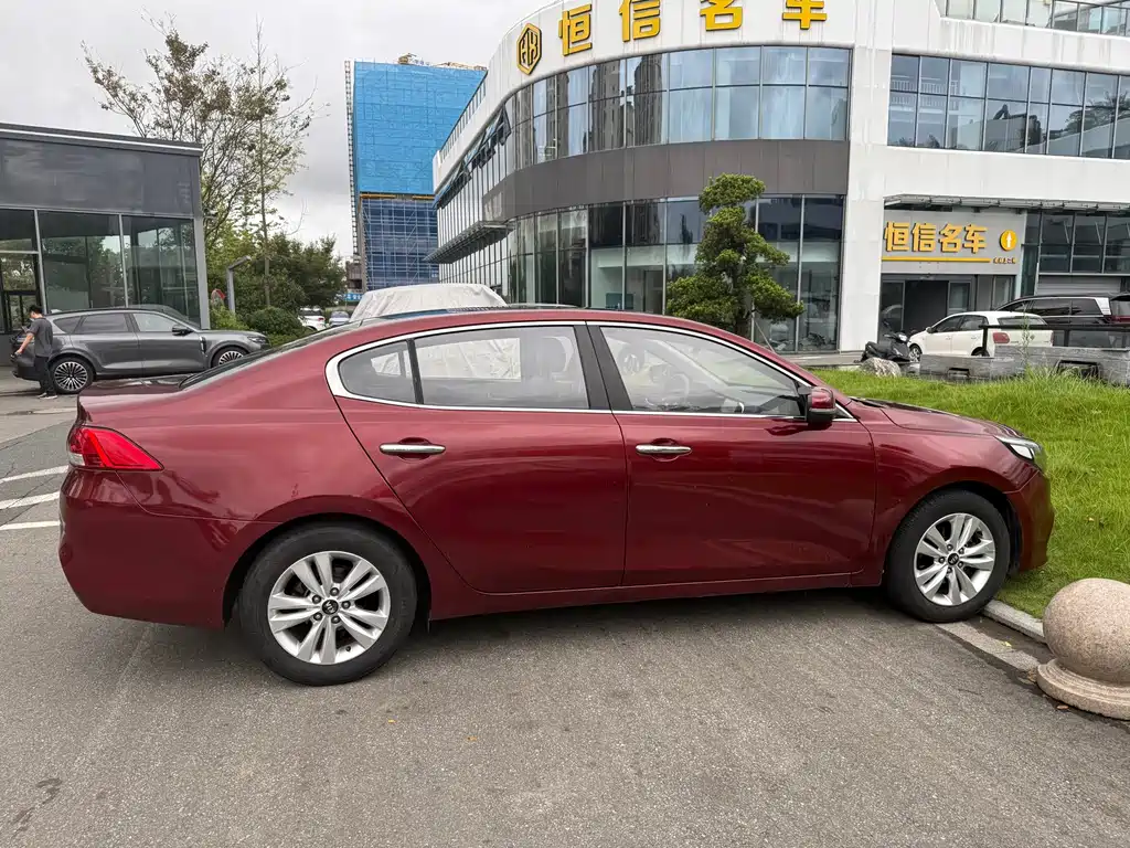 Kia K4 — миниатюра 12