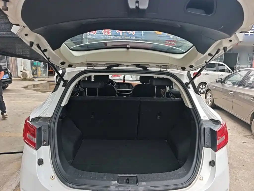 Zotye Zotye T300 — миниатюра 19