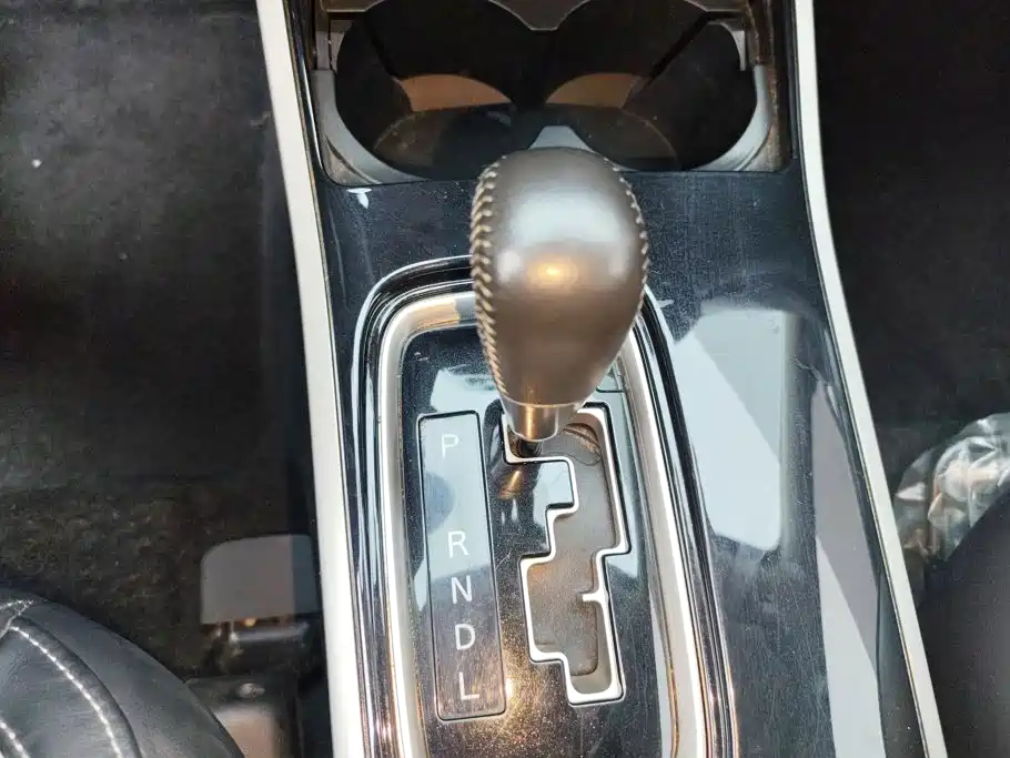 Mitsubishi Outlander — миниатюра 16