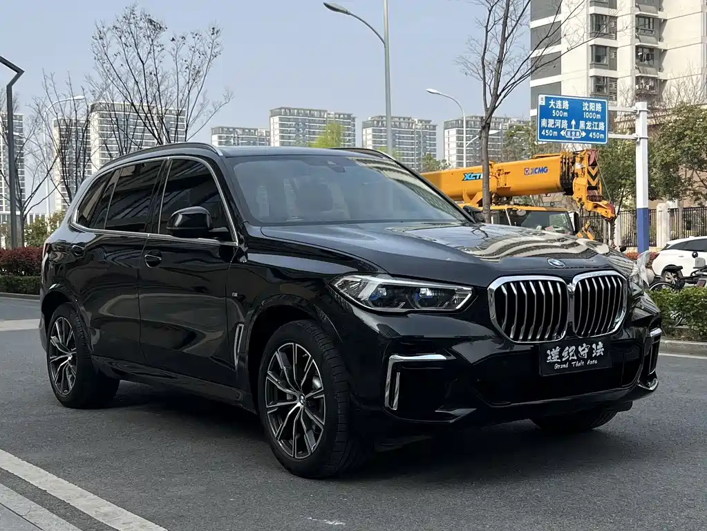 BMW X5 — миниатюра 3