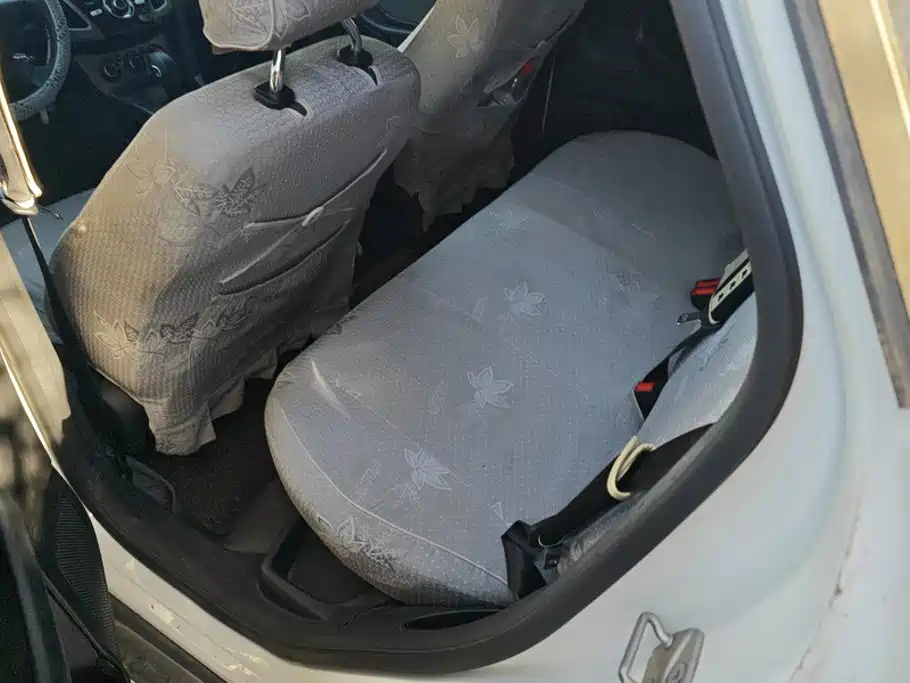 Ford Focus — миниатюра 11