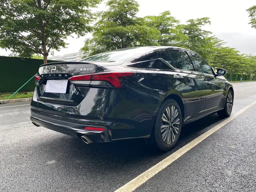 Nissan Teana — миниатюра 4