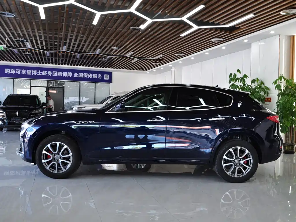 Maserati Levante — миниатюра 3