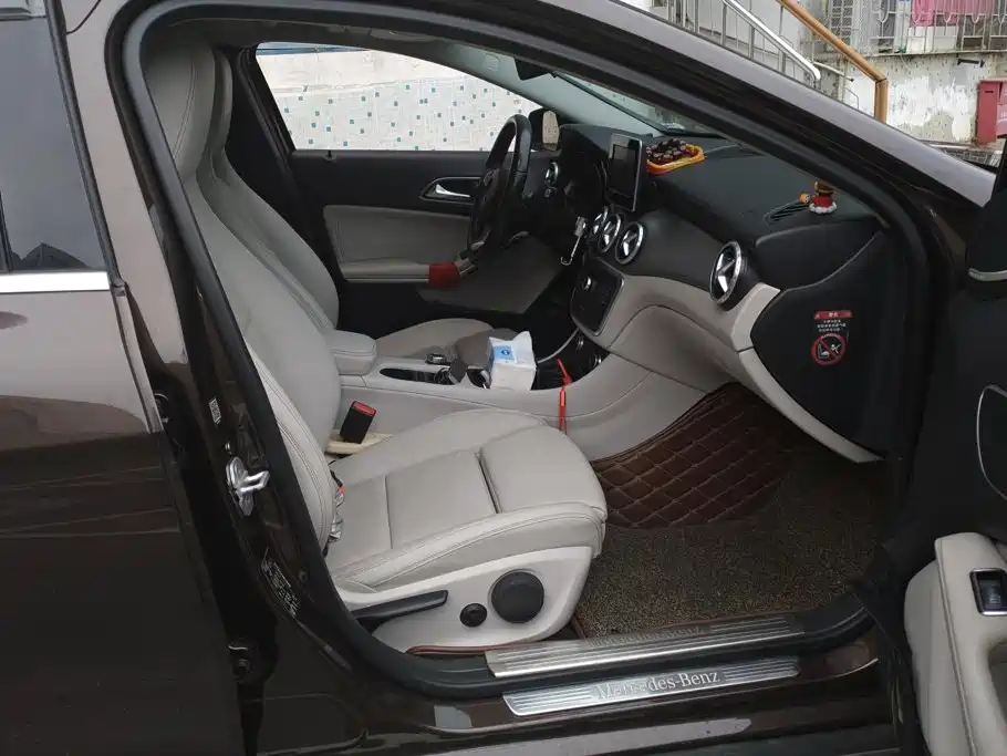 Mercedes-Benz GLA — миниатюра 8