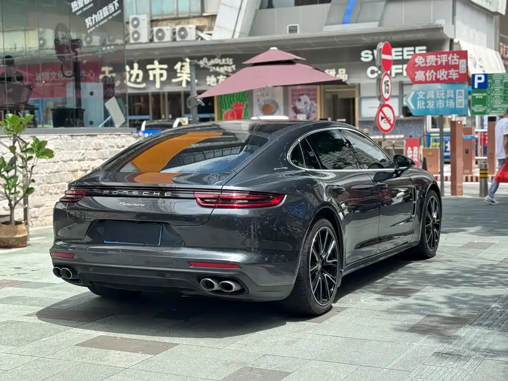 Porsche Panamera — миниатюра 9