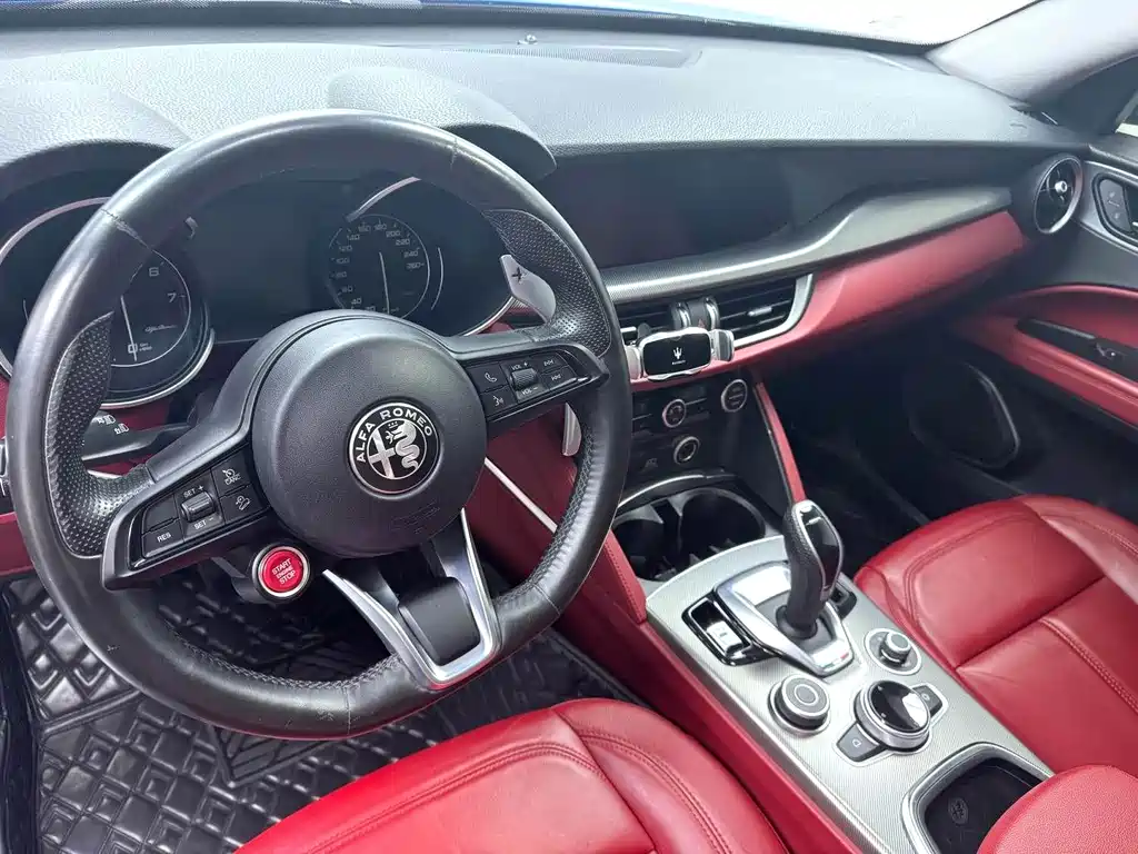 Alfa Romeo Stelvio — миниатюра 3