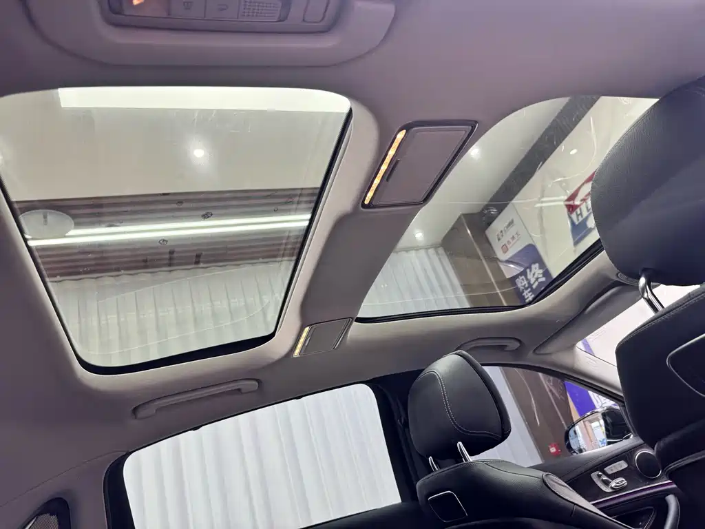 Mercedes-Benz E-Class — миниатюра 20