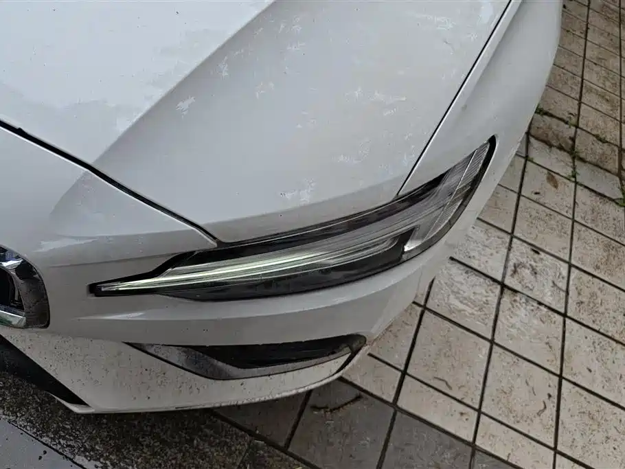 Volvo S60 2022 B4 Luxury