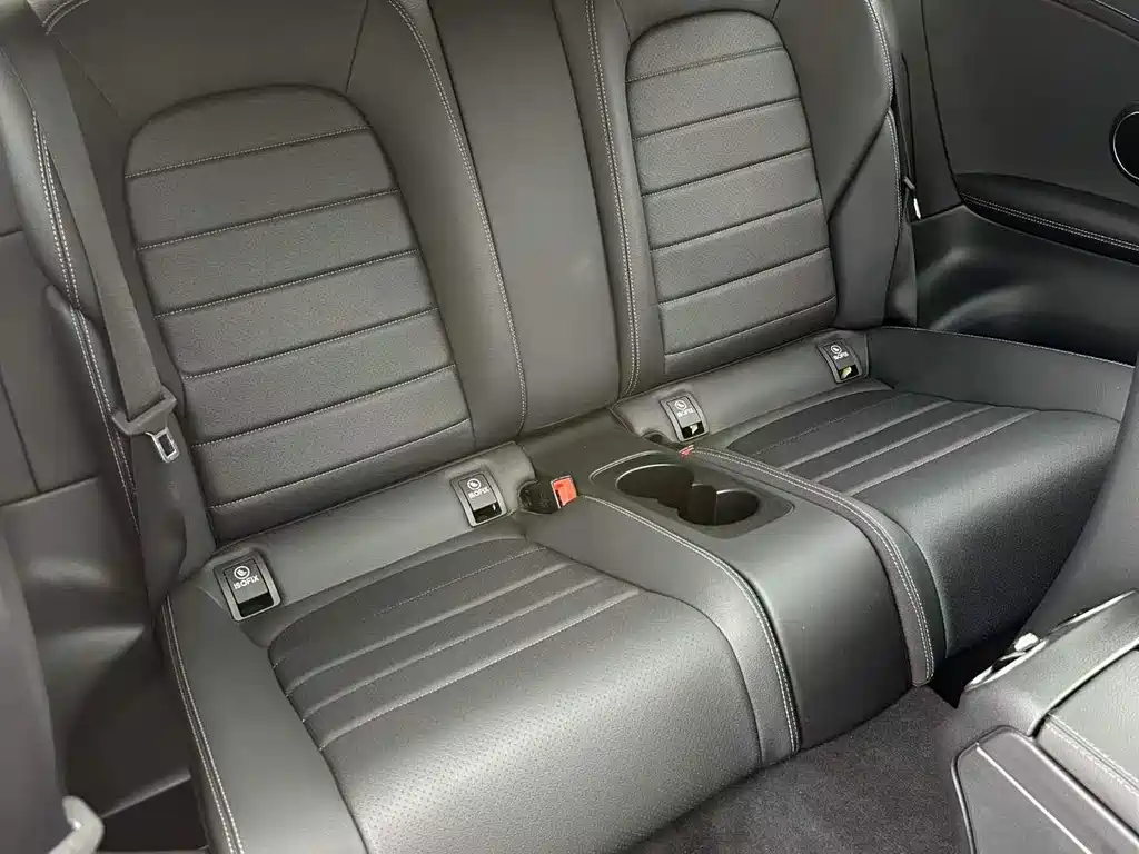 Mercedes-Benz C-Class (Import) — миниатюра 6