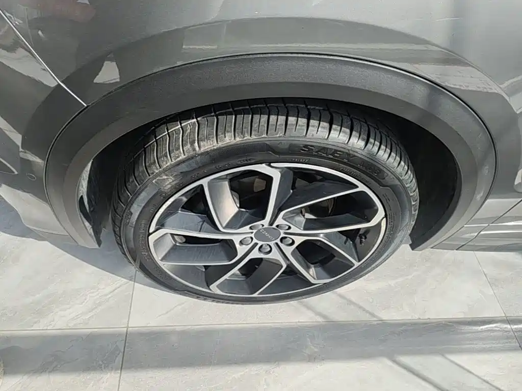 Lynk & Co 05 — миниатюра 23