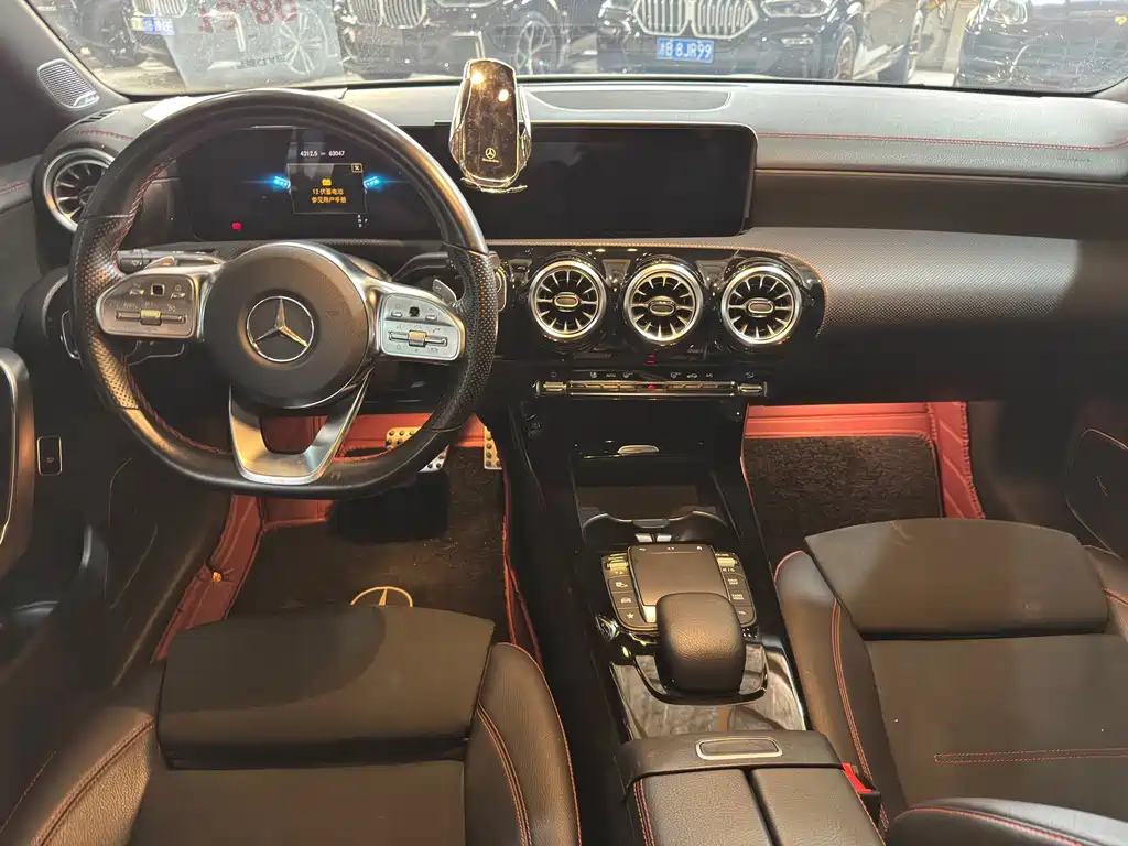 Mercedes-Benz CLA (Import) — миниатюра 6