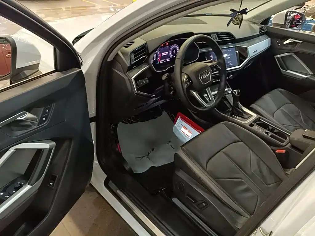 Audi Q3 — миниатюра 16
