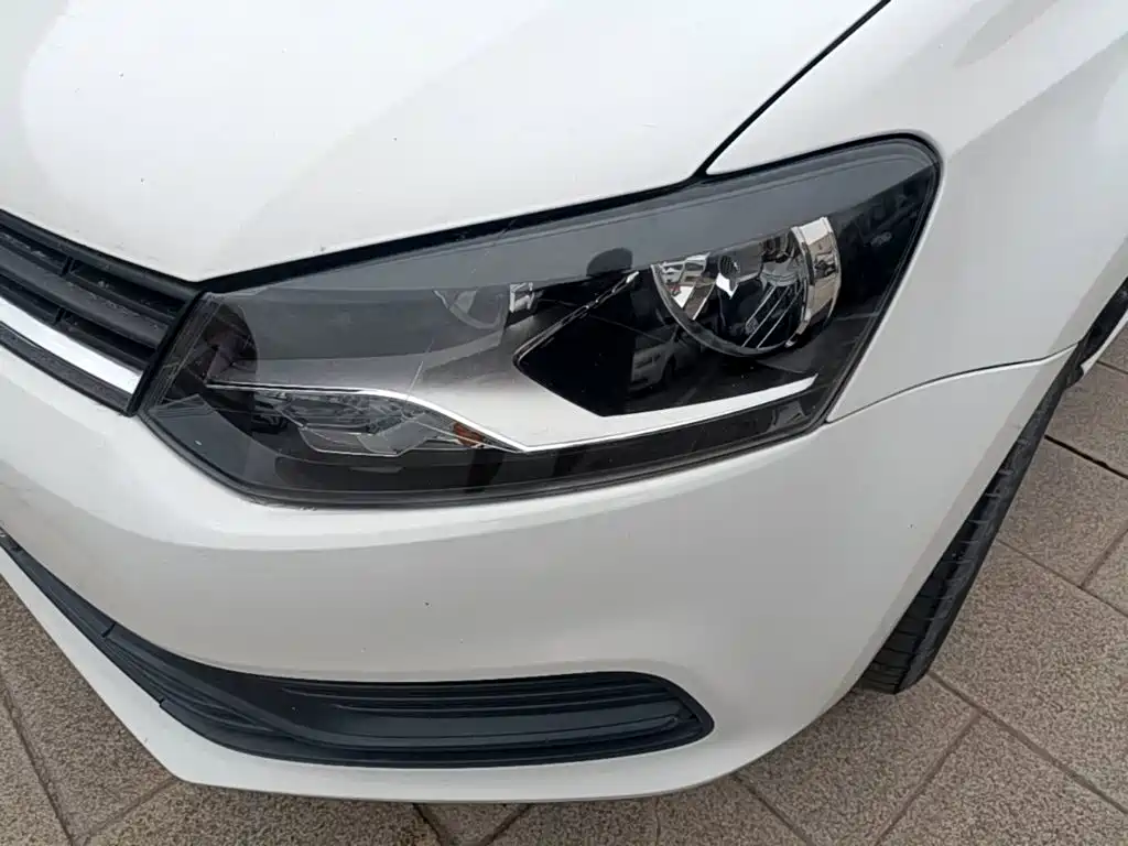 Volkswagen Polo — миниатюра 24