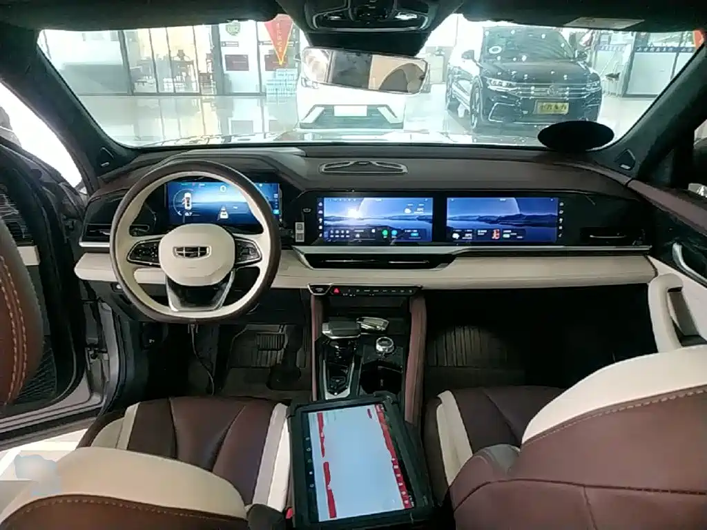 Geely Xingyue L — миниатюра 10