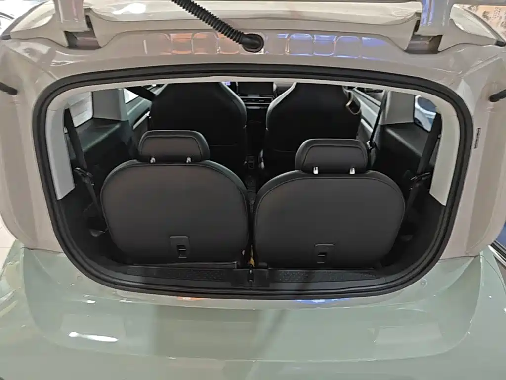 Baojun KiWi EV — миниатюра 19