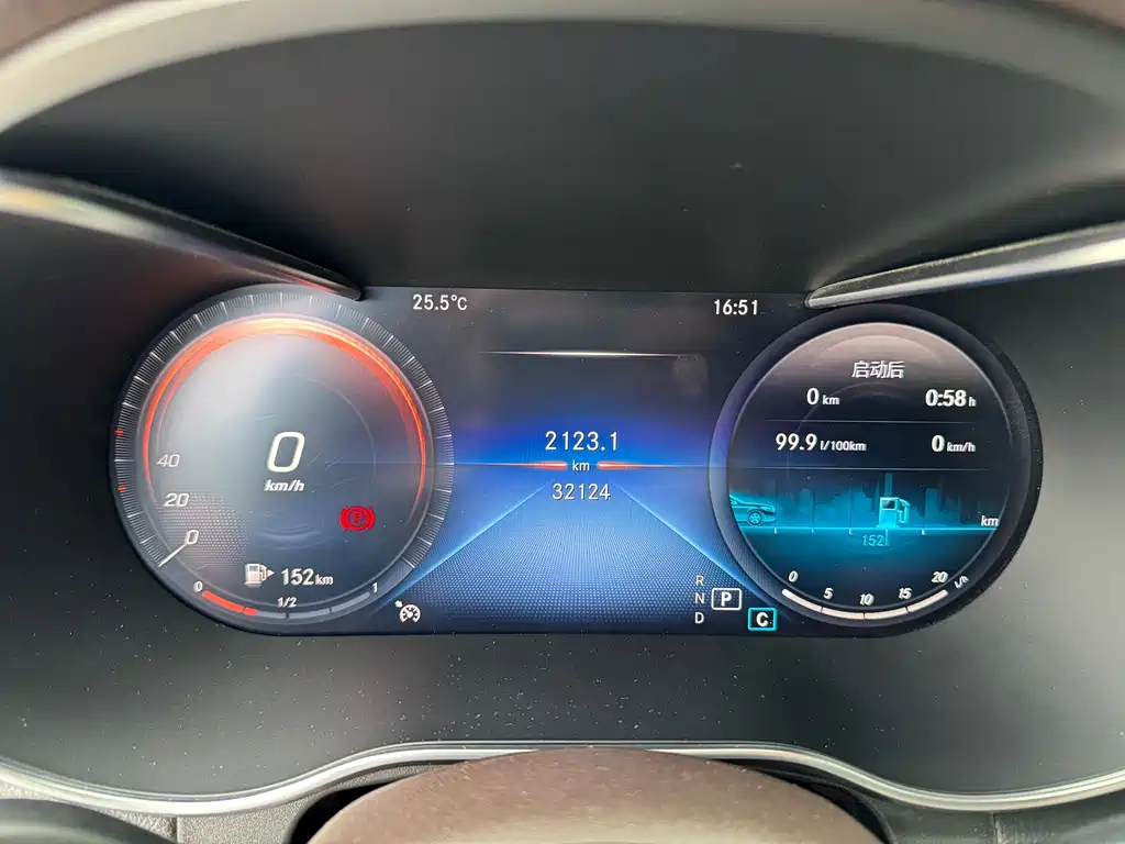 Mercedes-Benz GLC 2021 GLC 260 L 4MATIC Luxury