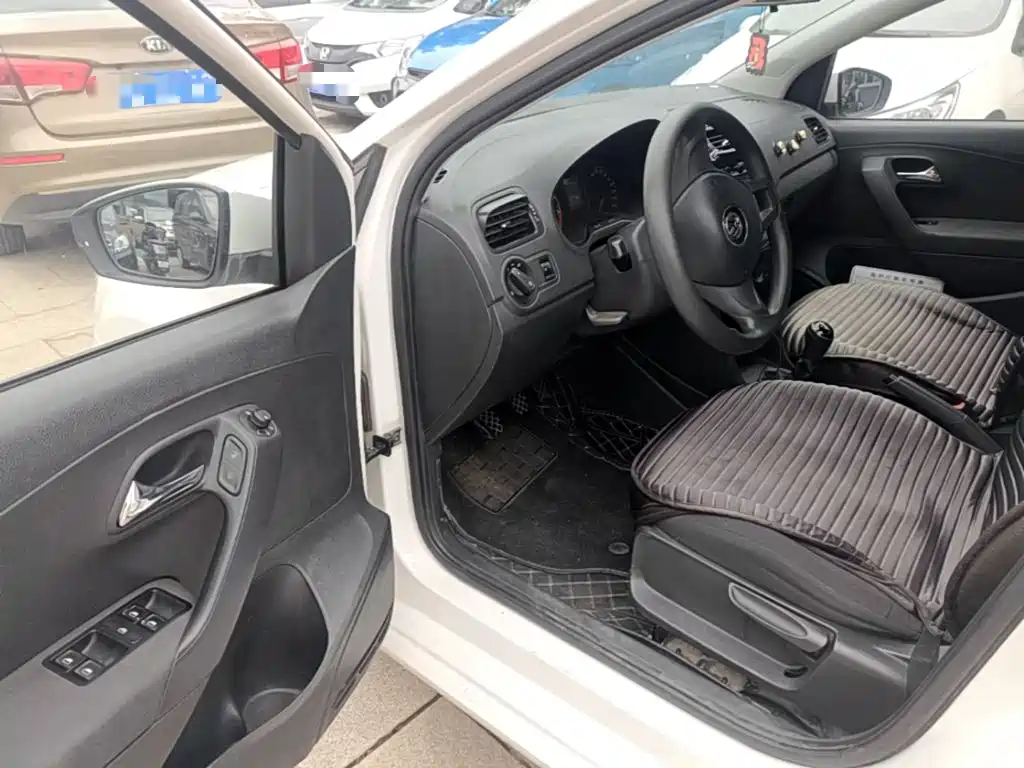 Volkswagen Polo — миниатюра 16