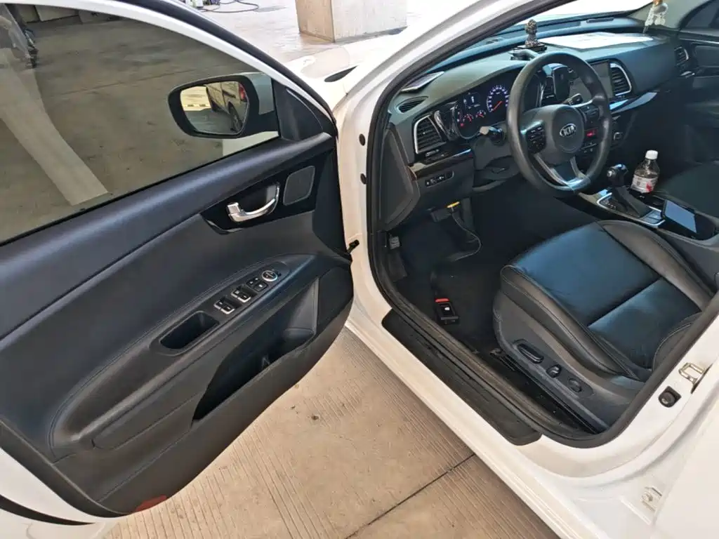 Kia K4 — миниатюра 16