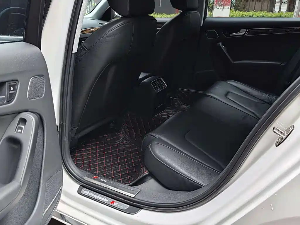 Audi A4L — миниатюра 5