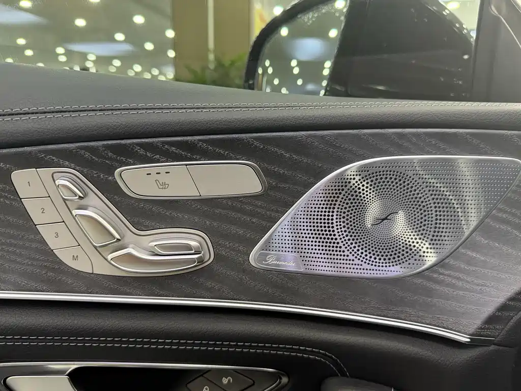 Mercedes-Benz CLS — миниатюра 8