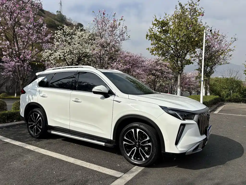 GAC TRUMPCHI GS4 PLUS