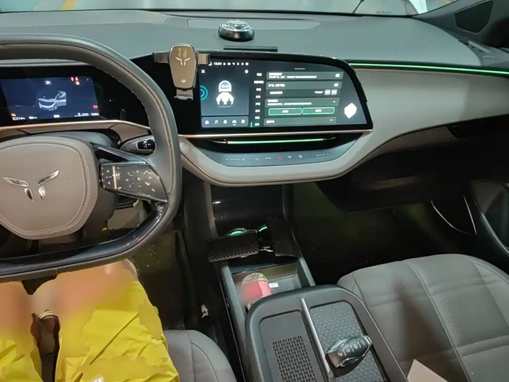 Hongqi Hongqi EH7 — миниатюра 10