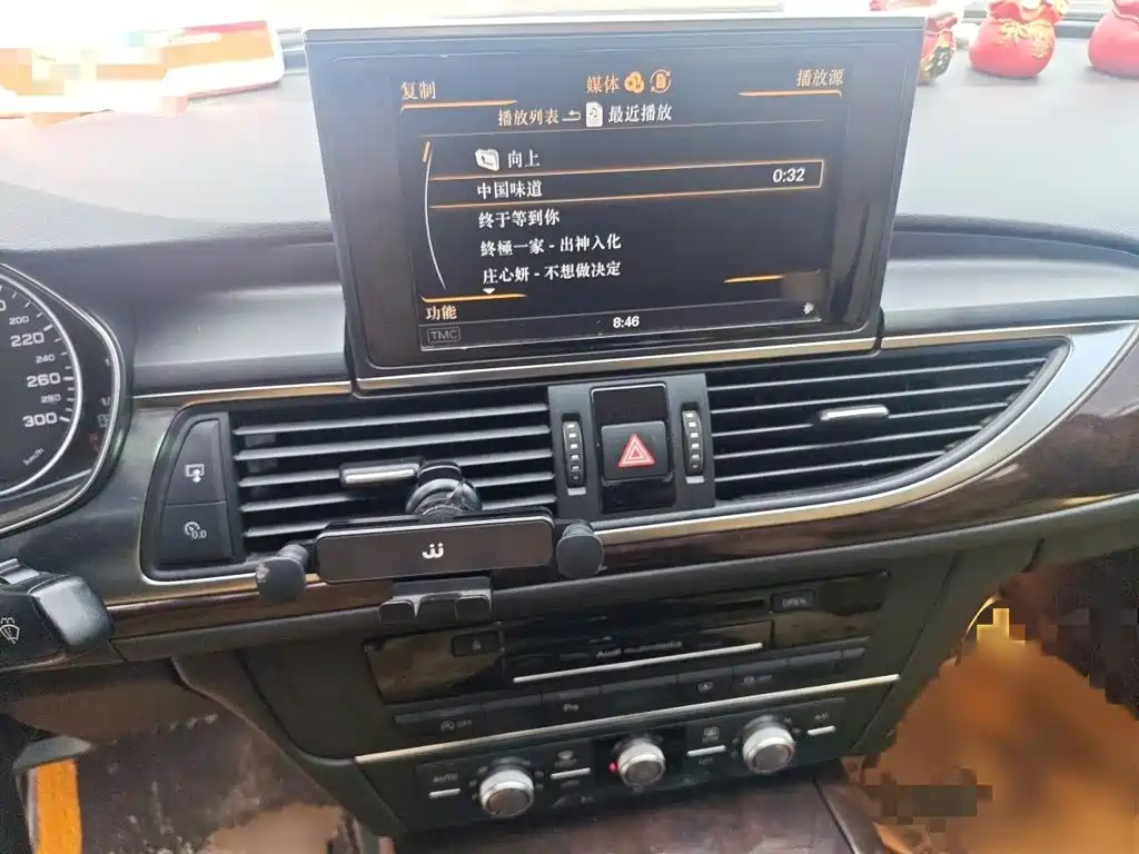 Audi A6L — миниатюра 6