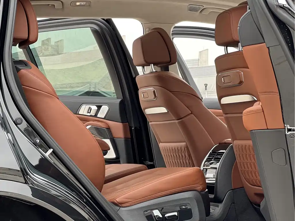 BMW X7 M60i 2023 xDrive M60i