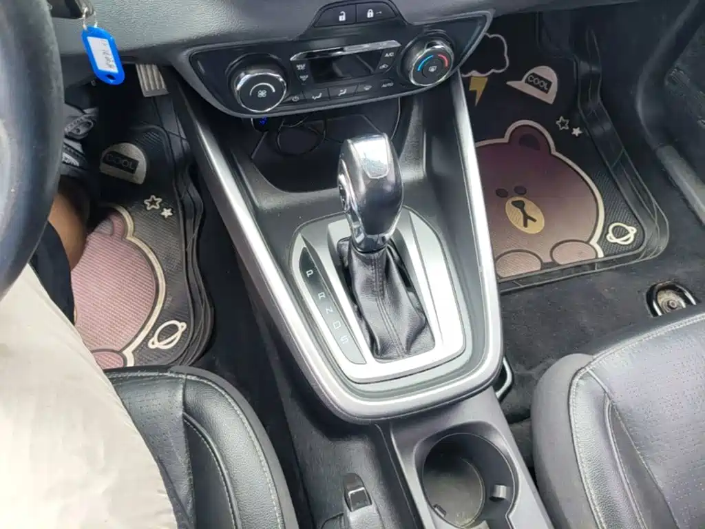 Ford Escort — миниатюра 14