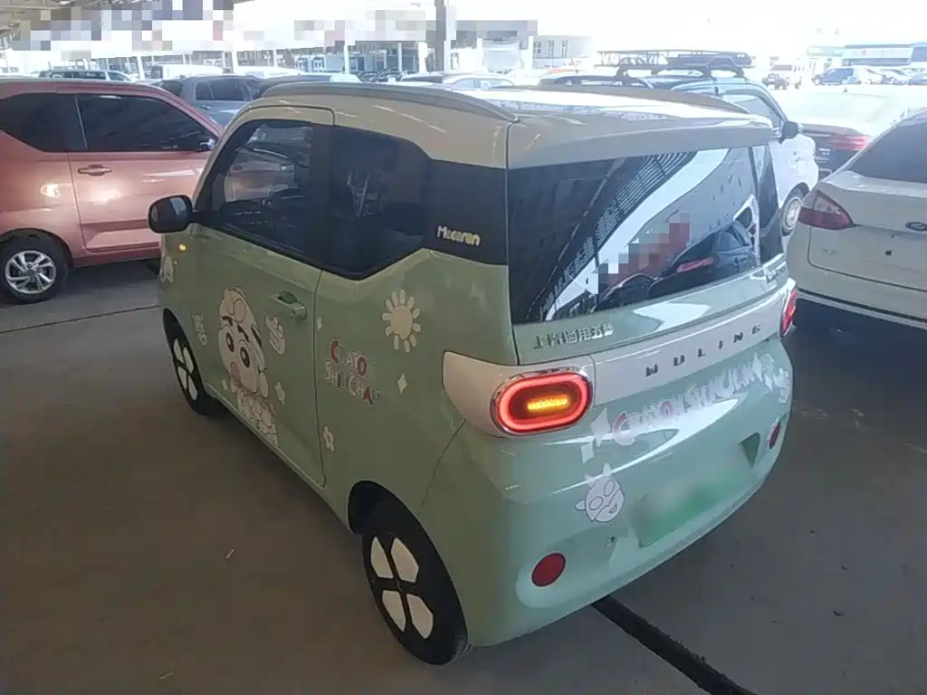 Wuling MINIEV — миниатюра 5