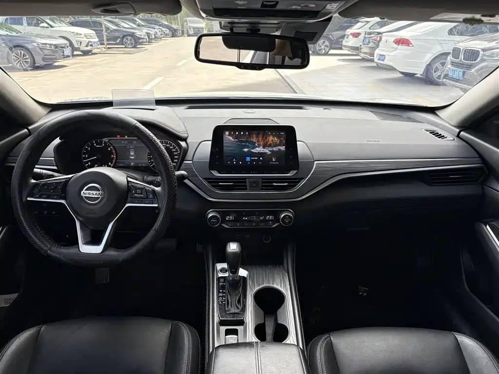 Nissan Teana — миниатюра 5