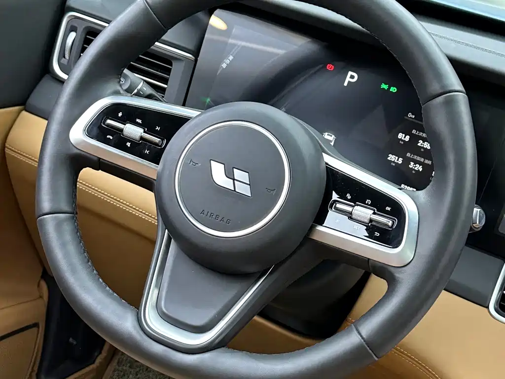 Li Auto Li ONE — миниатюра 22