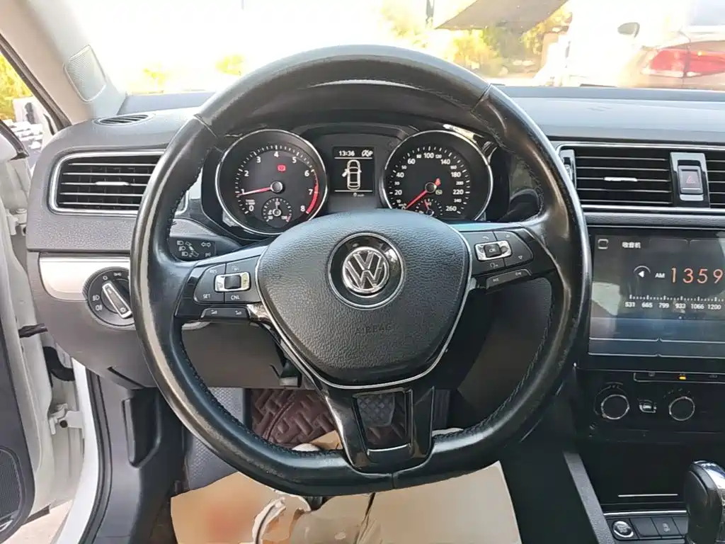 Volkswagen Sagitar — миниатюра 11