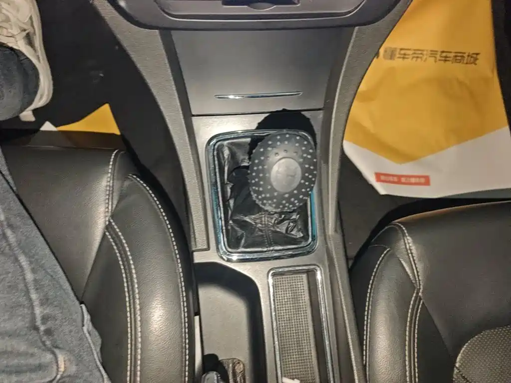Geely Emgrand — миниатюра 14