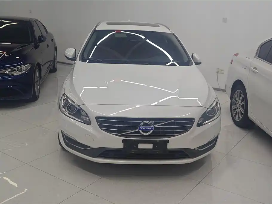 Volvo V60 2015 T5