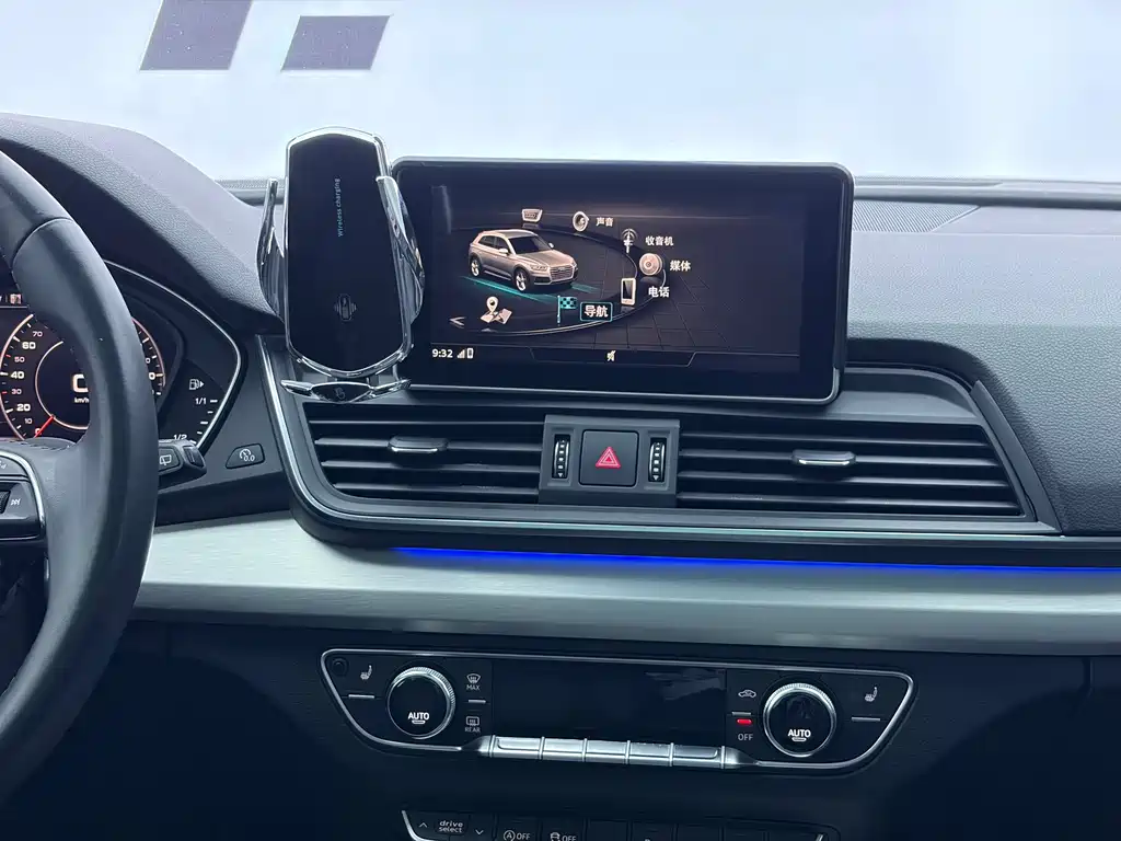 Audi Q5L — миниатюра 15