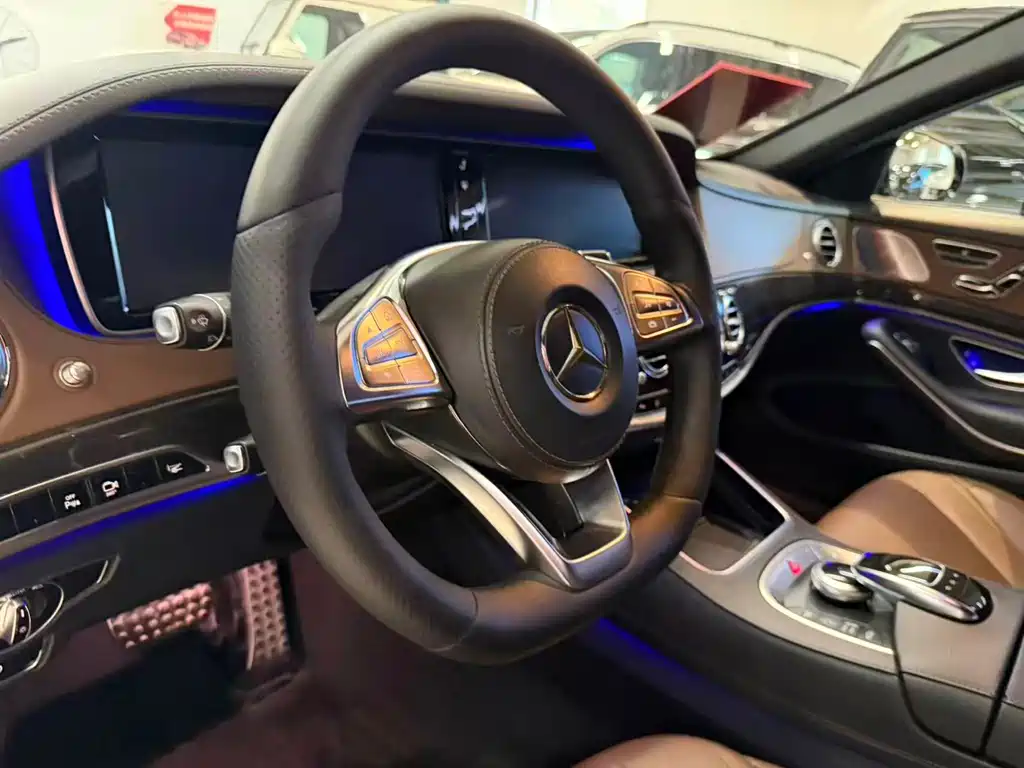 Mercedes-Benz S-Class — миниатюра 16