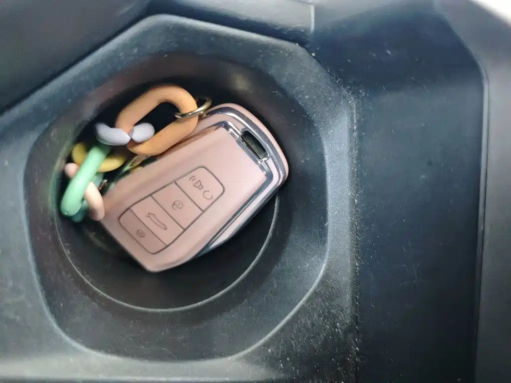 Geely Emgrand — миниатюра 9