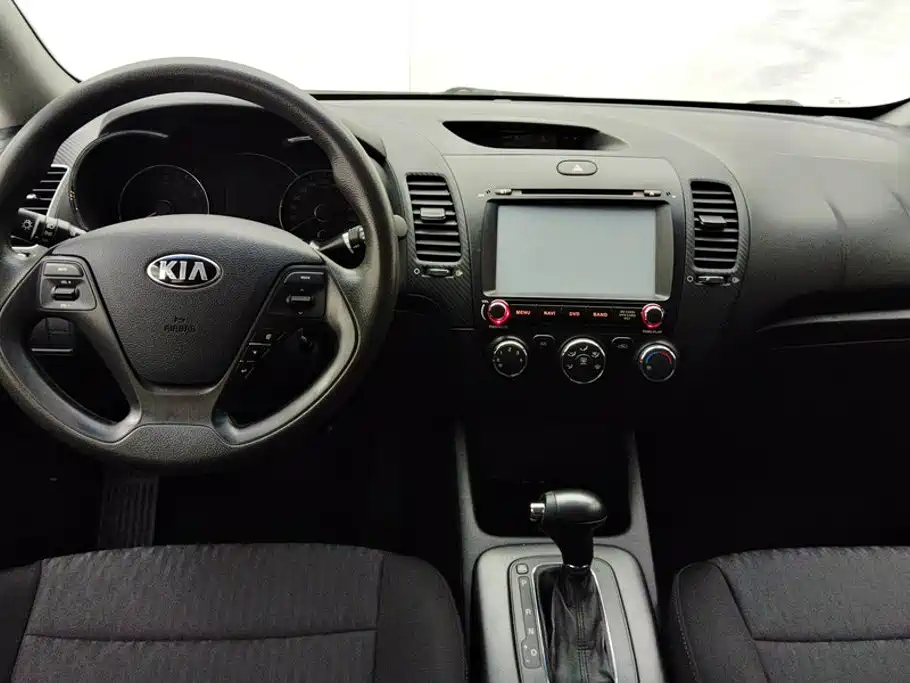 Kia K3 — миниатюра 12