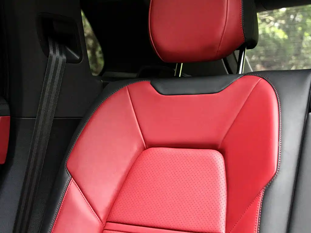Porsche Cayenne — миниатюра 24