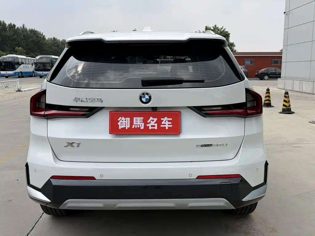 BMW X1 2023 sDrive20Li X