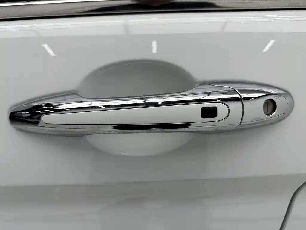 Haval M6 — миниатюра 11